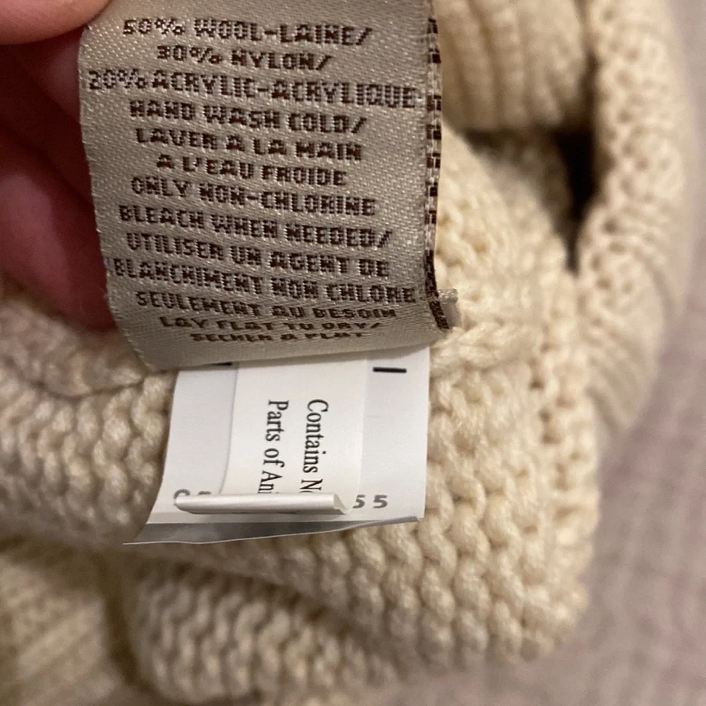 UGG wool blend hat . One size Very good condition